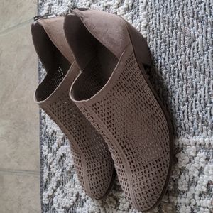 Vince Camuto booties